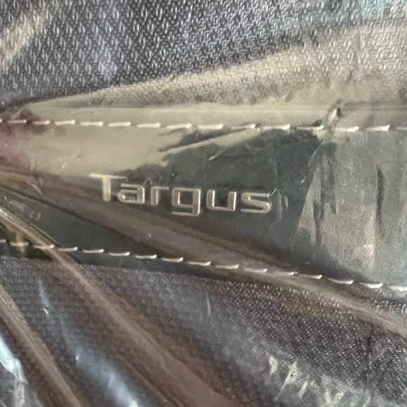 TARGUS 27L GEOLITE ADVANCED 15.6 INCH LAPTOP BACKPACK STEEL GREY TBB013US NEW - Picture 4 of 14